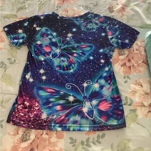 Butterfly shirt size 7 blue pink colorful pretty short sleeves sparkles